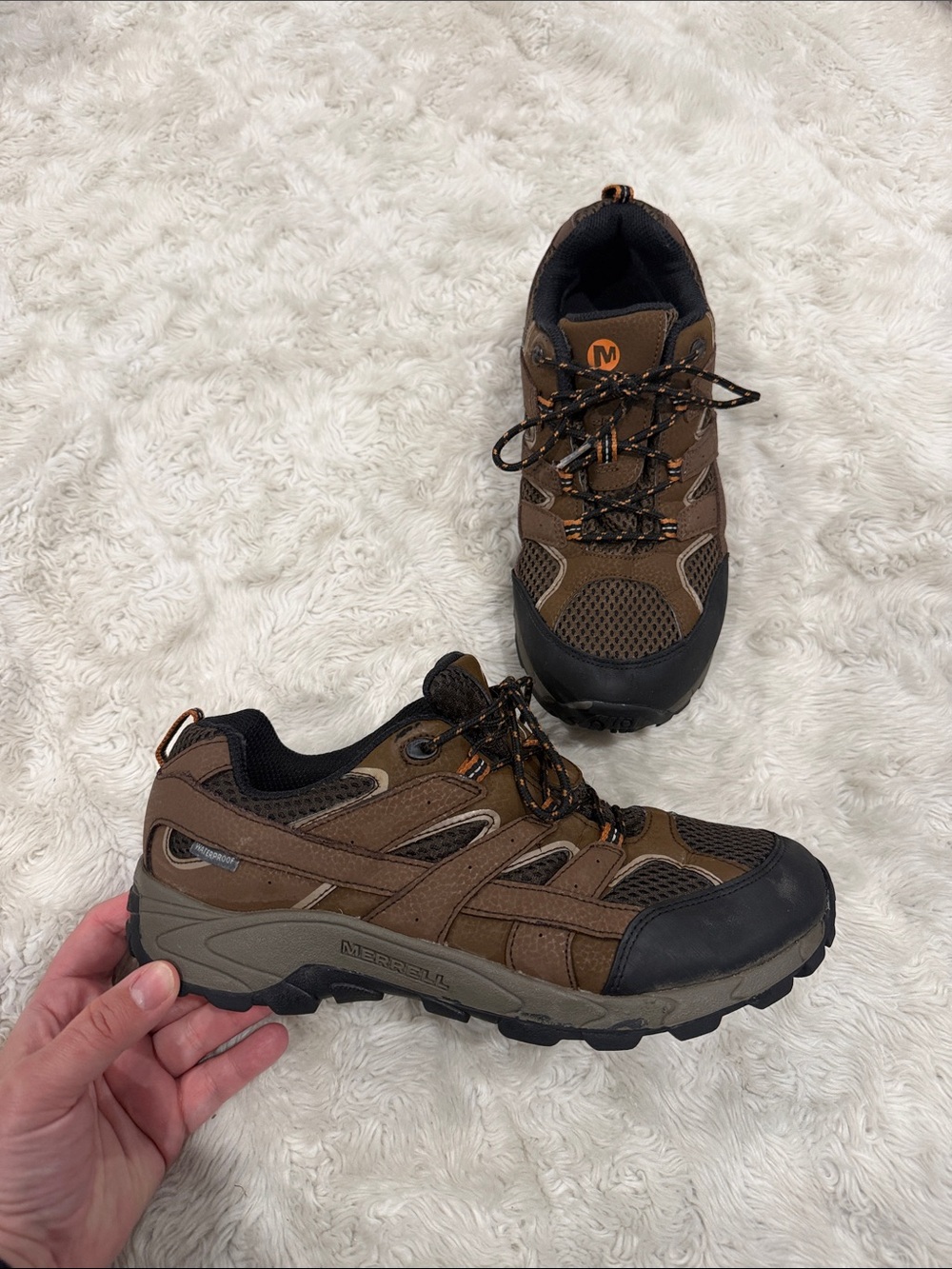 Merrell‎ Men’s Moab 2 Low Lace Waterproof hiking Shoes